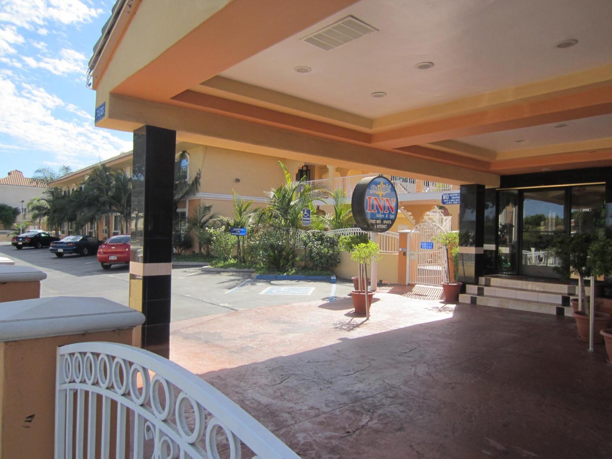 Starlight Inn Canoga Park — Photos 3